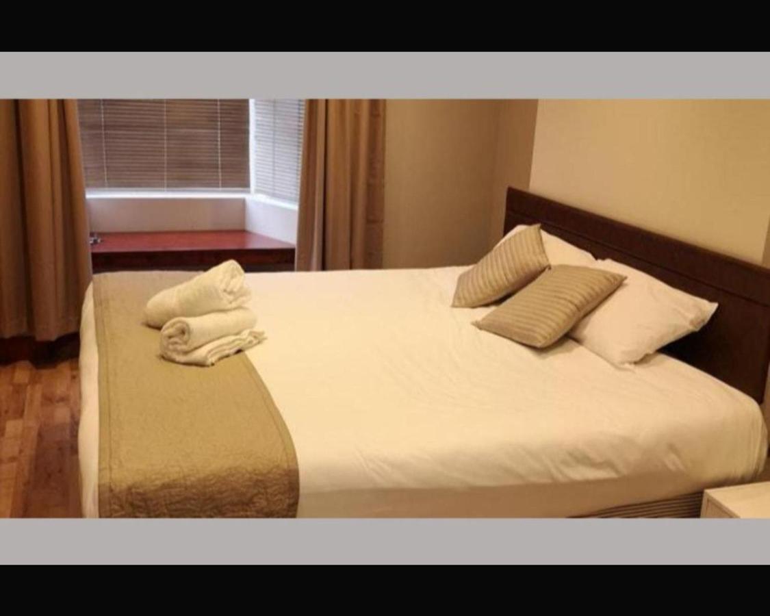 The R Inn Hotel Desborough Extérieur photo